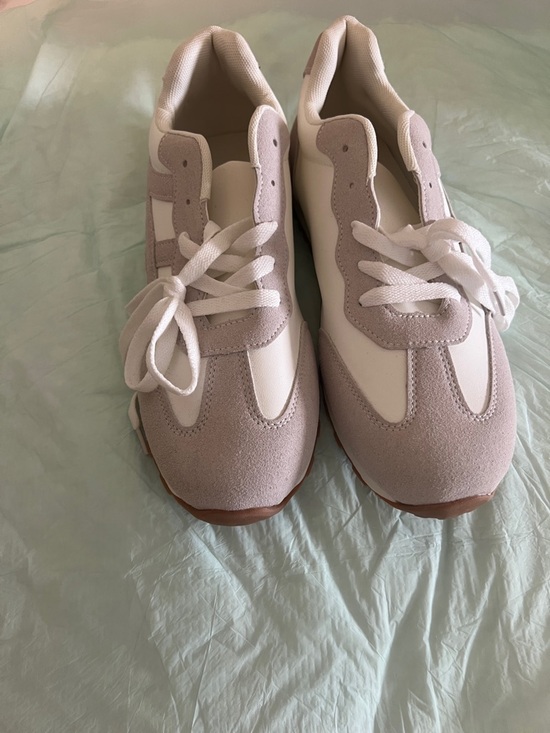 Shoes - Casual Lace-Up Sneakers in  White SIZE 43
